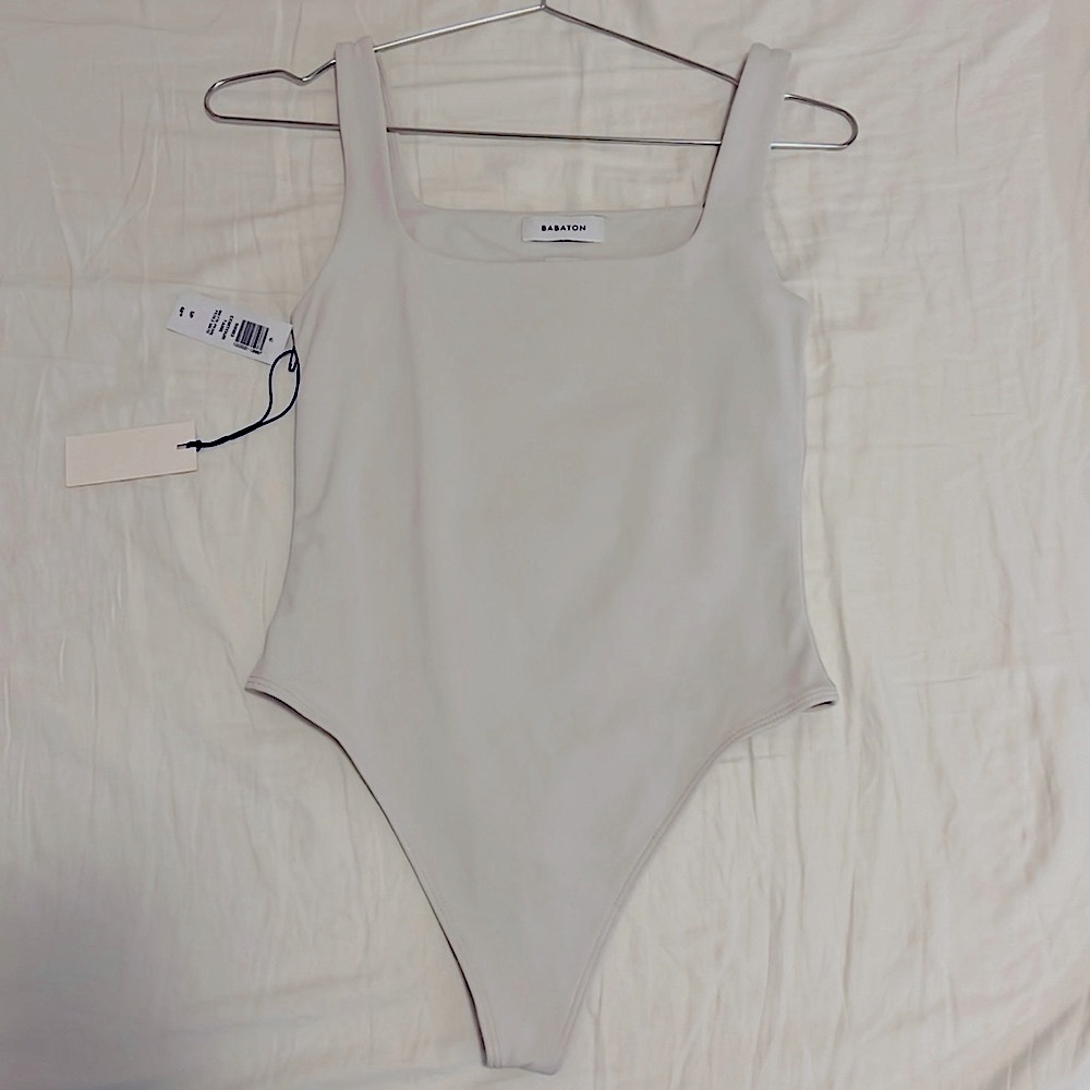 Aritzia Babaton Contour Tank
